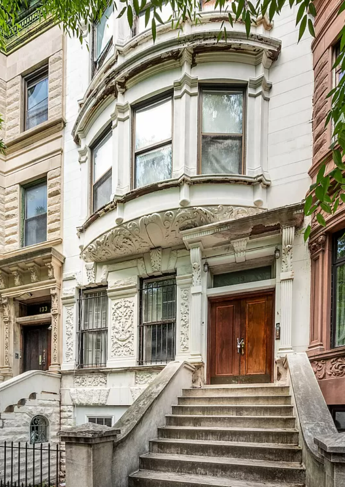 Brownstones in New York City: Complete Guide