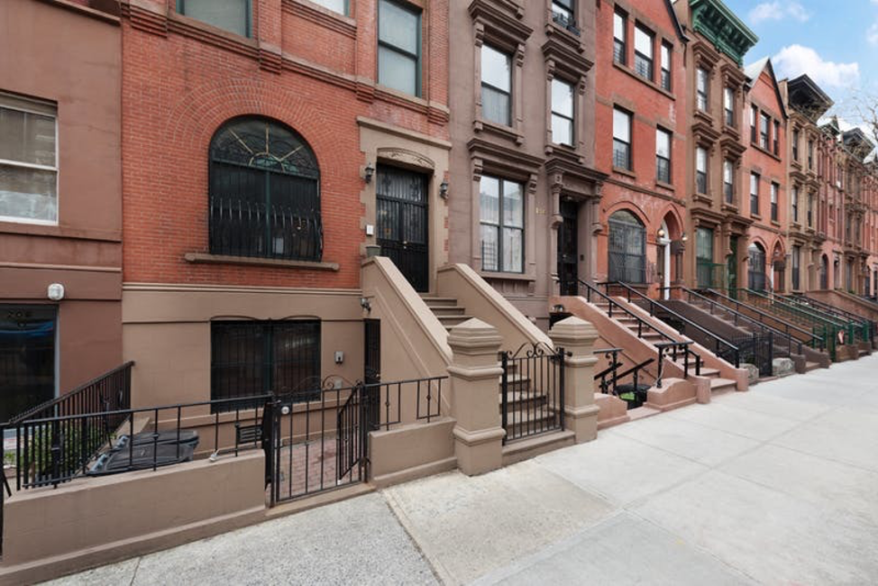 Mortgage Rate Drops to Historic Lows!!